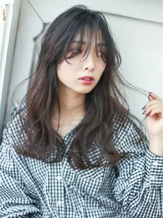 ロング ＨＩ ROのヘアスタイル