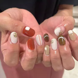 ネイル esby Loely MIZUKIのネイルデザイン