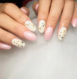 ネイル Blanc ブランのネイルデザイン