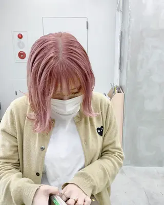 ミディアム カラー suu所属・🐝 hachi🐝のヘアスタイル