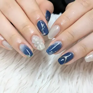 ネイル 會田 瑠衣のネイルデザイン