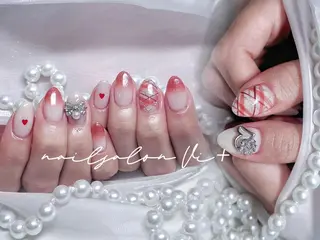 ネイル ✨Nailsalon Vi+✨のネイルデザイン