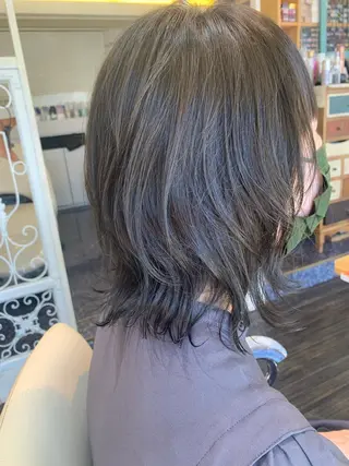 カラー DiMPlE  ディンプル所属・🌸スタイリスト 山浦美恵のヘアスタイル