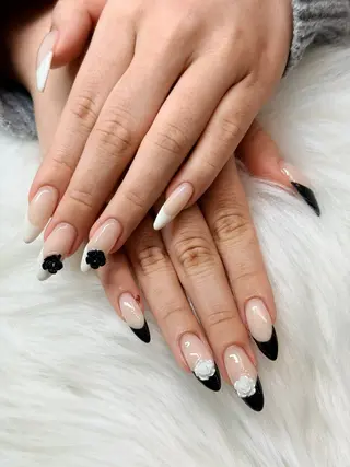 カラー RUBY NAIL& BEAUTY SPAのネイルデザイン