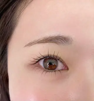 マツエク・マツパ 杉山 夢乃の眉毛・アイブロウイメージ