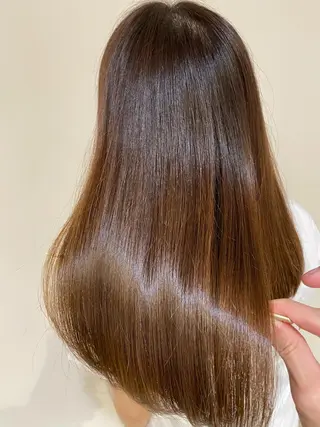 セミロング カラー AMI Hair  supply所属・髪質改善カラー 韓国風レイヤーのヘアスタイル