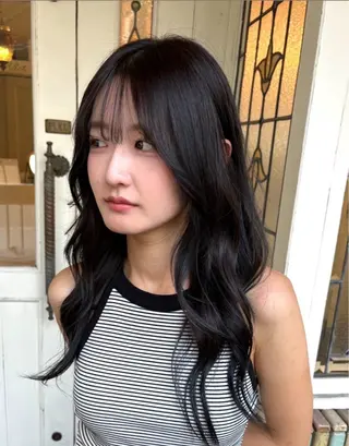 ロング カラー いもの こはるのヘアスタイル