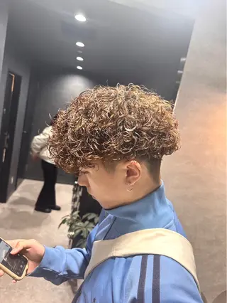 ショート カラー パーマ メンズ 🔥メンズ 特化🔥菊水皐暉🔥のヘアスタイル