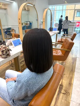 ミディアム 木村 咲花のヘアスタイル