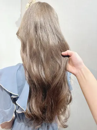 ロング カラー 💖ERI💖/酸性 ストレートNo.1のヘアスタイル