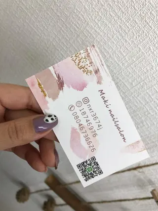 ネイル マキ ネイルサロンのネイルデザイン