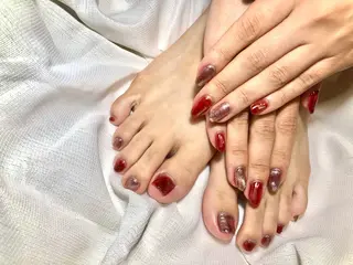 ネイル nailsalon　hue所属・小山 羽奈のネイルデザイン