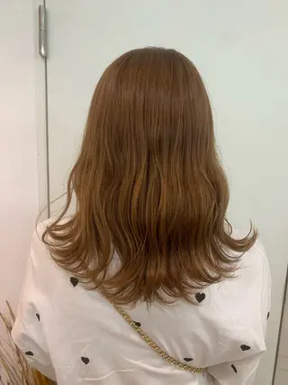 ミディアム 室谷 ゆりあのヘアスタイル