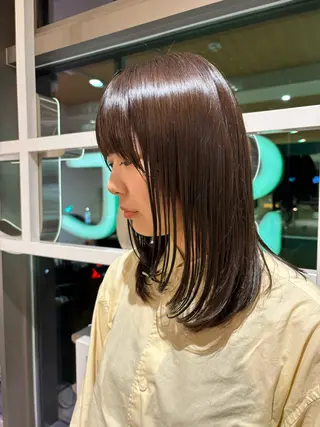 セミロング カラー ゆい/パーマ/レイヤ ー/似合わせカラーのヘアスタイル