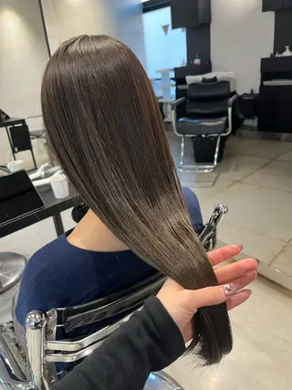 ロング カラー パーマ ヘアアレンジ 透明感/オリーブ/ グレージュ/YUKAのヘアスタイル