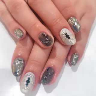 ネイル 矢崎 千春のネイルデザイン