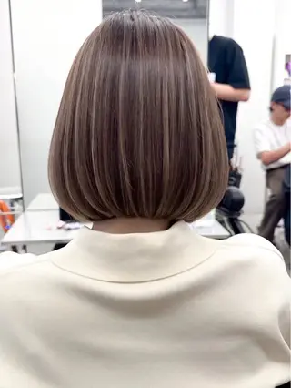 ショート カラー Amaretto かなのヘアスタイル