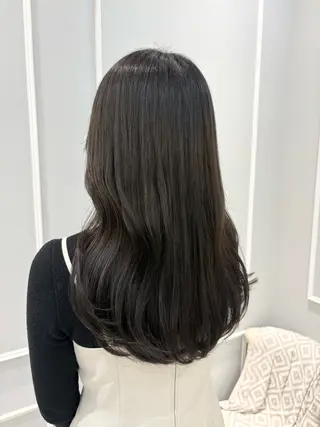 セミロング 小林 杏夏のヘアスタイル