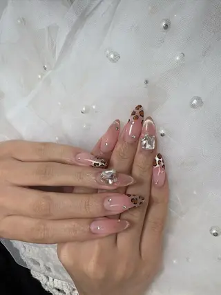 ネイル Miouミオン ネイルサロンのネイルデザイン