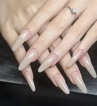 ネイル AB マツエクネイルサロンのネイルデザイン