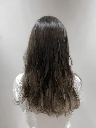 ロング 福元友梨 ディレクター✂️のヘアスタイル
