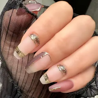 ネイル ou's nail salon所属・小林 桜のネイルデザイン