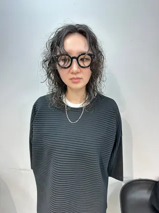 パーマ RIN パーマ/暖色カラーのヘアスタイル