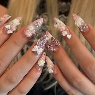 ネイル nails by nataphのネイルデザイン