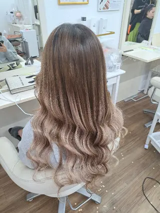 ロング カラー GLOSS❤︎ Harunaのヘアスタイル