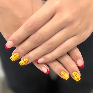 ネイル MANAMI🤍  ︎︎のネイルデザイン