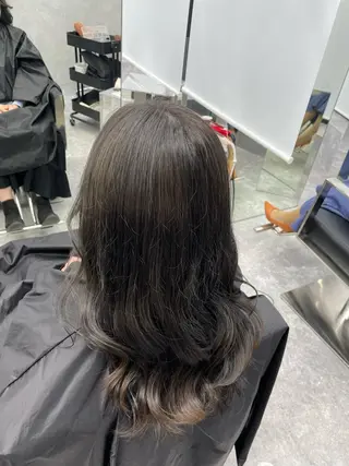 セミロング カラー ヘアアレンジ 口コミ高評価✨ 安達ももかのマツエク・マツパデザイン