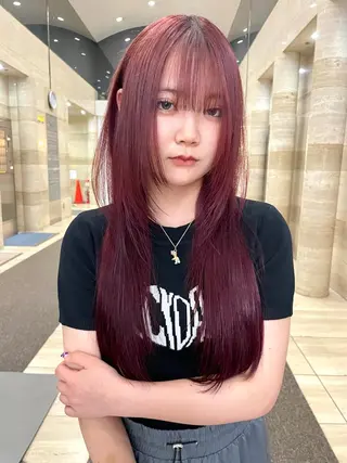 ロング 韓国/透明感 Veluaのヘアスタイル