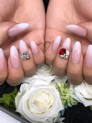 ネイル ネイルサロンAR 聖蹟桜ヶ丘店のネイルデザイン