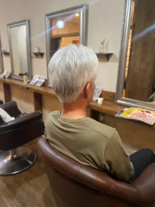 ショート Hair & Eyelash Riche所属・肥田 夕蘭のヘアスタイル