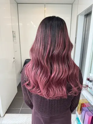 ロング カラー Rikuto/原宿 /グラデーションのヘアスタイル