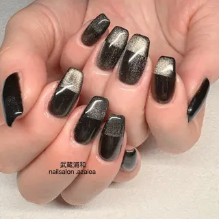 ネイル R inのネイルデザイン