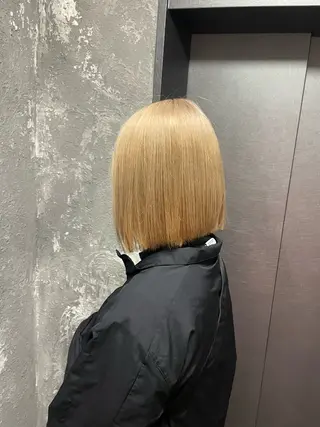 ミディアム カラー ハイトーン 横浜💞ミオのヘアスタイル