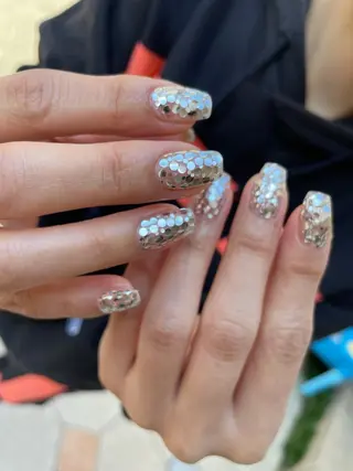 ロング カラー ヘアアレンジ キッズ ネイル マツエク・マツパ アイブロウ 福田 加奈のネイルデザイン