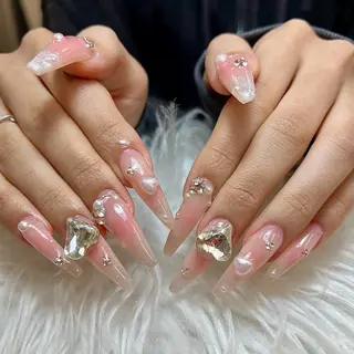 ネイル ANH NAIL ゴテゴテ専門店💎のネイルデザイン