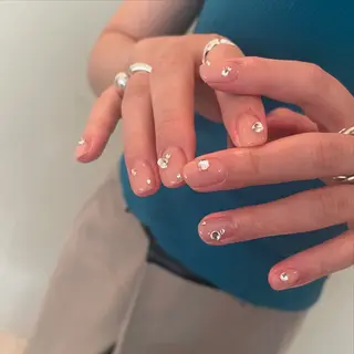 ネイル SALON VILLAGE AOYAMA 2nd.所属・NAKAMURA HARUKAのネイルデザイン