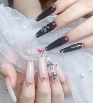 ネイル 𝐲𝐮𝐦𝐢🎀 長さ出しデザイン専門のネイルデザイン