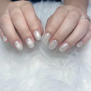 ネイル WHITE NAIL 梅田店 akaneのネイルデザイン