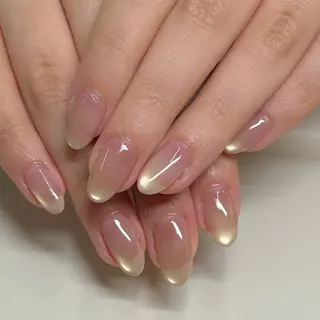 ネイル M&D Beauty Salon 銀座店所属・M&D銀座 AYAのネイルデザイン