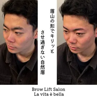 アイブロウ Hair Design Laulea所属・メンズアイブロウ 専門店Lauleaの眉毛・アイブロウイメージ