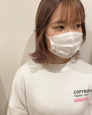 ミディアム カラー 韓国🇰🇷レイヤー 映える顔周り🩷のヘアスタイル