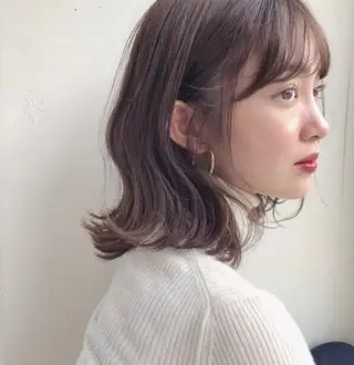 ミディアム カラー Hair Muse'e所属・永富 那於のヘアスタイル