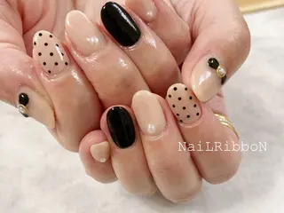 ネイル ネイルリボン 伊藤のネイルデザイン