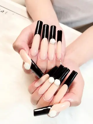 ネイル ＤI'A ネイルサロンのネイルデザイン