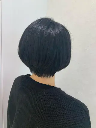 ショート カラー パーマ ヘアアレンジ ハイトーンカラー🤍 山下 優華のヘアスタイル