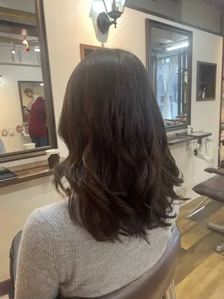 セミロング カラー canonart上田 里恵のヘアスタイル